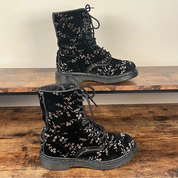 Dr. Martens Shoes - Dr Martens Avery Black Soft Crushed Velvet Floral‎ Vintage Boots women's 6